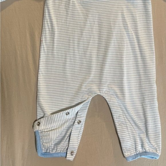 6-9 months baby jumpsuit 
Blue and white strips with 3 tree smock - Picture 2 of 3